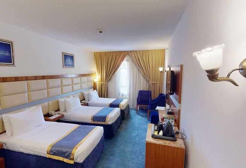 Quarto Triplo Estandar, Emaar Elite Al Madina