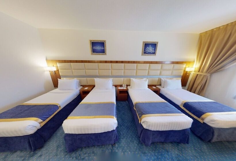 غرفة قياسية رباعية, Emaar Elite Al Madina