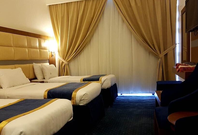 Quarto Triplo Estandar, Emaar Elite Al Madina
