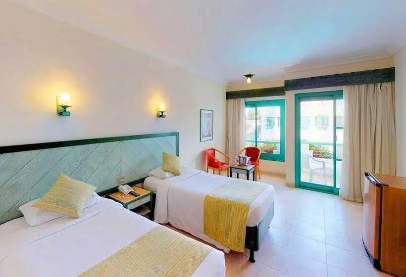 اتاق استاندارد یک نفره, Falcon Hills