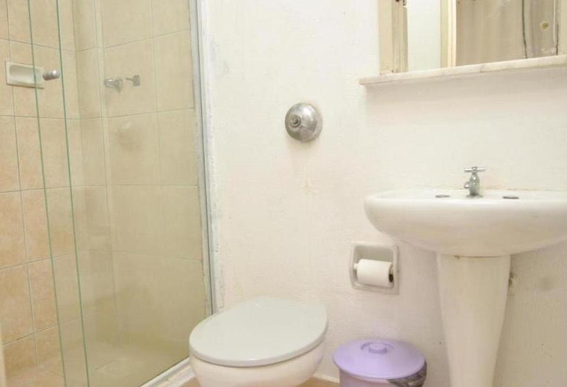 غرفة إقتصادية فردية, Manoá Poa