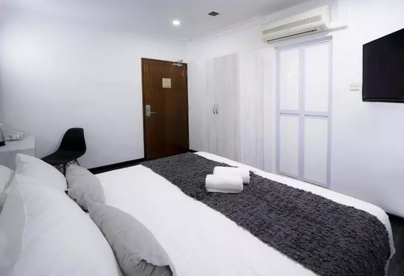 اتاق استاندارد با تخت بزرگ, Harbour Ville Hotel Hamilton