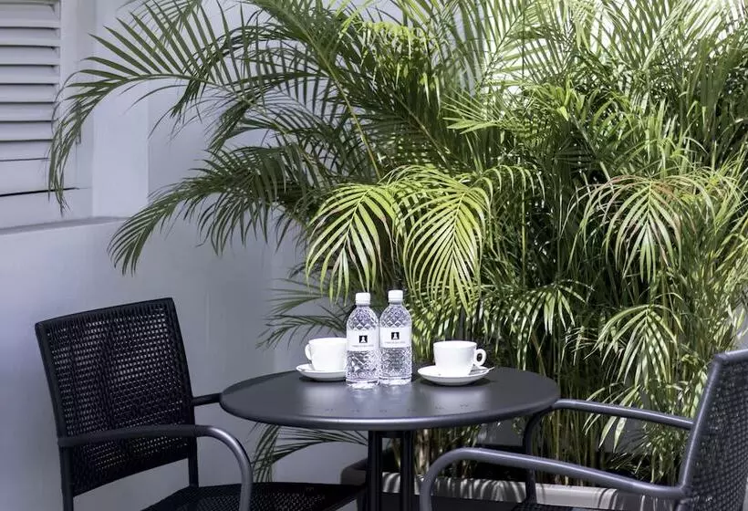 اتاق پریمیوم با بالکن, Harbour Ville Hotel Hamilton