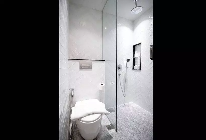 اتاق پریمیوم با بالکن, Harbour Ville Hotel Hamilton