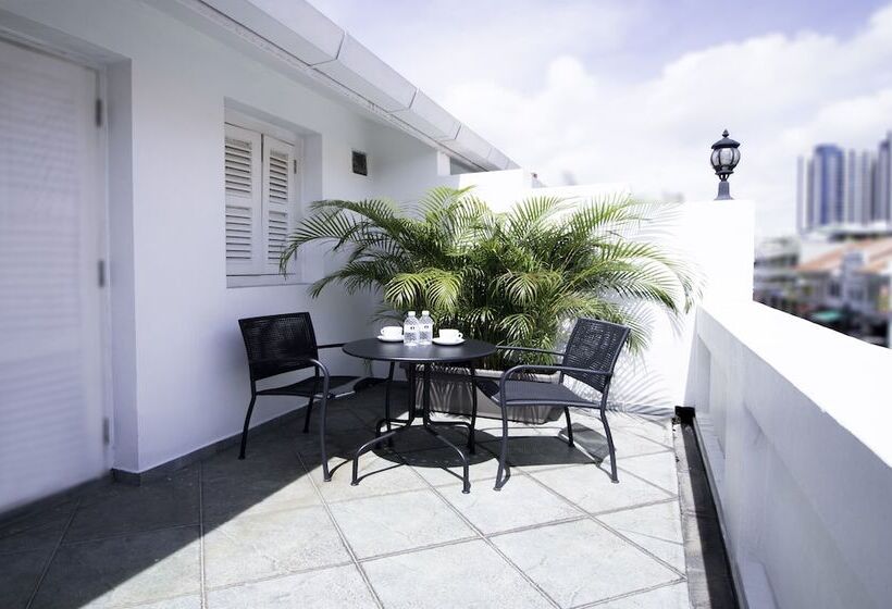 اتاق پریمیوم با بالکن, Harbour Ville Hotel   Hamilton