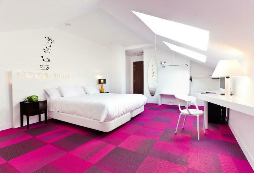 اتاق استاندارد, Casual Ilbira Granada