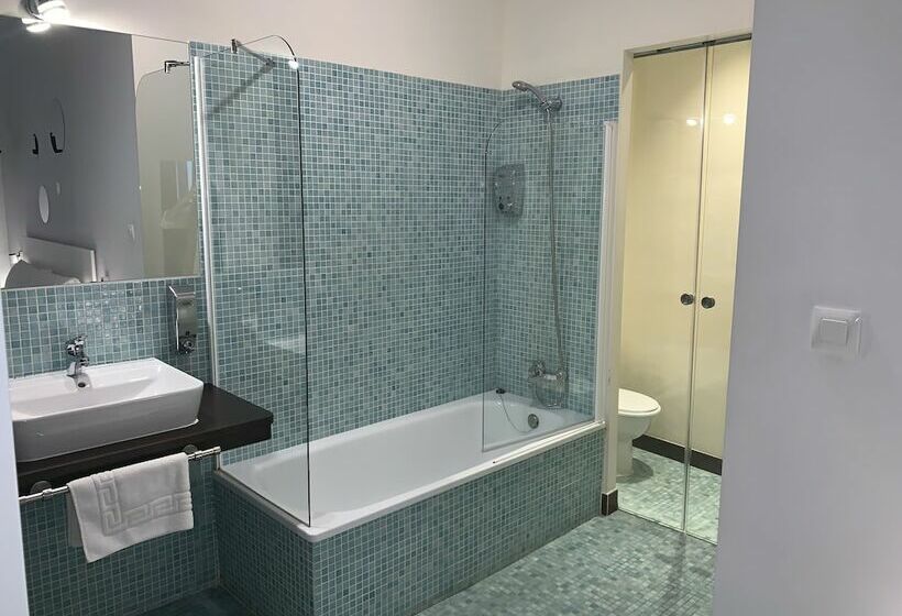 اتاق استاندارد, Casual Ilbira Granada