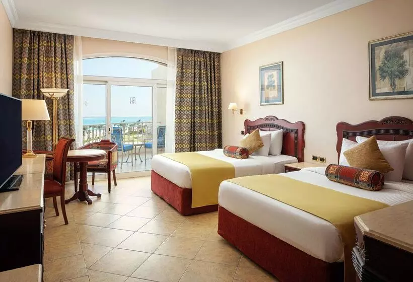 اتاق سوپریور با چشمانداز دریا, Palm Royale Resort Soma Bay