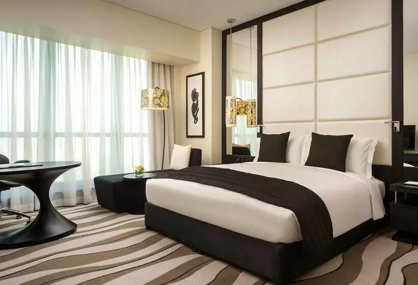 オーシャンビューデラックスルーム, Sofitel Abu Dhabi Corniche
