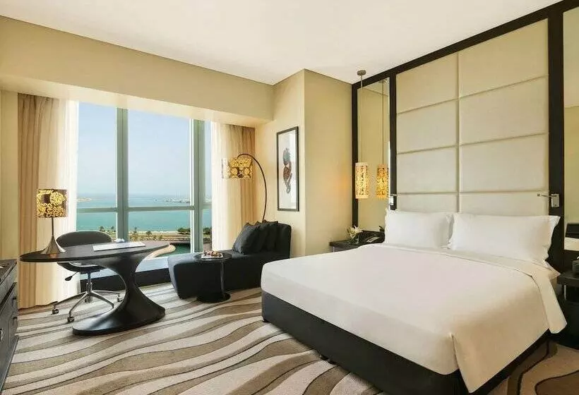 オーシャンビューデラックスルーム, Sofitel Abu Dhabi Corniche