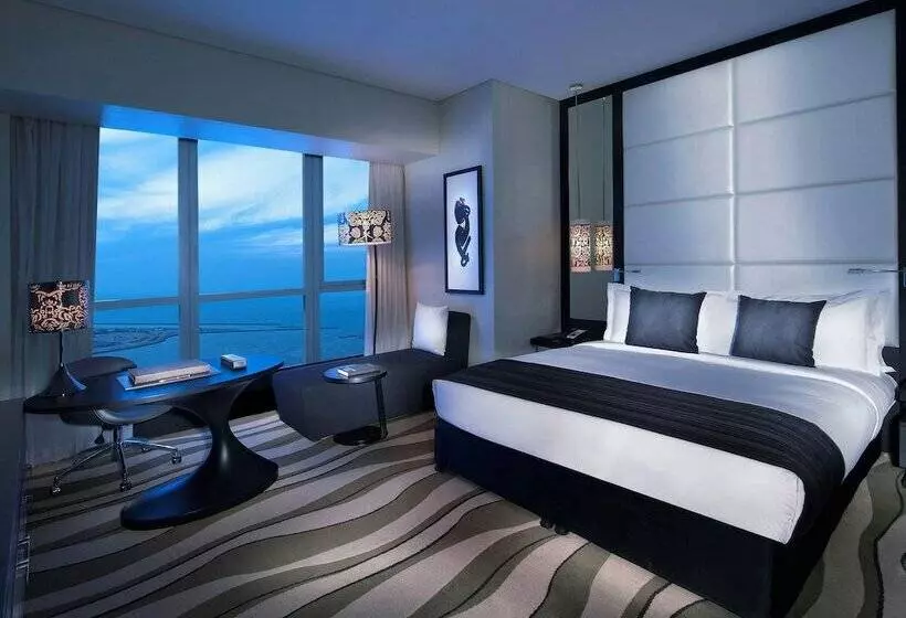 オーシャンビューデラックスルーム, Sofitel Abu Dhabi Corniche