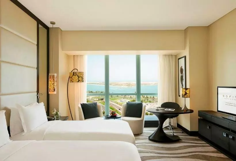 オーシャンビューのクラブルーム, Sofitel Abu Dhabi Corniche