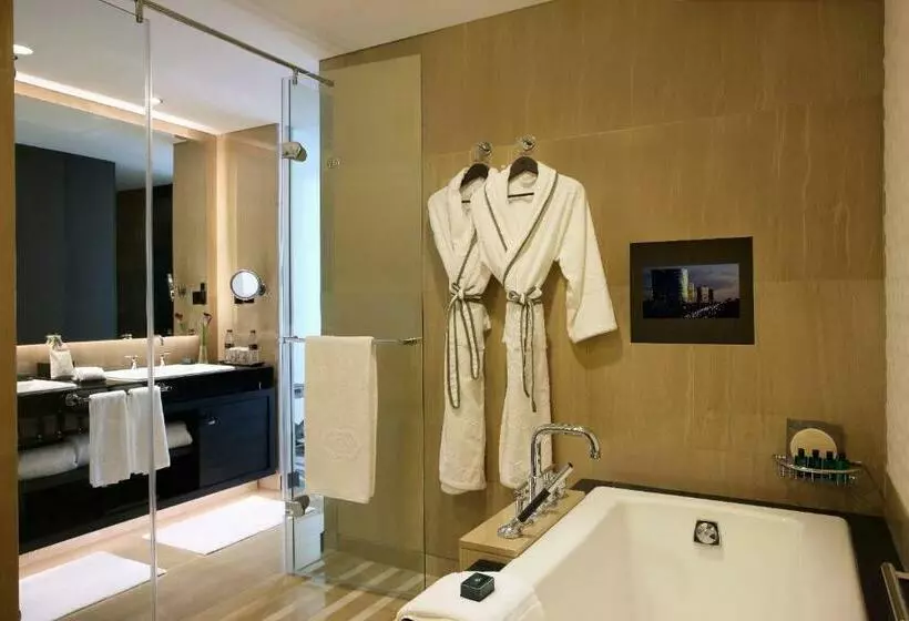 プレステージスイート, Sofitel Abu Dhabi Corniche