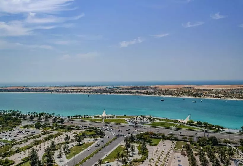 クラブスイート, Sofitel Abu Dhabi Corniche