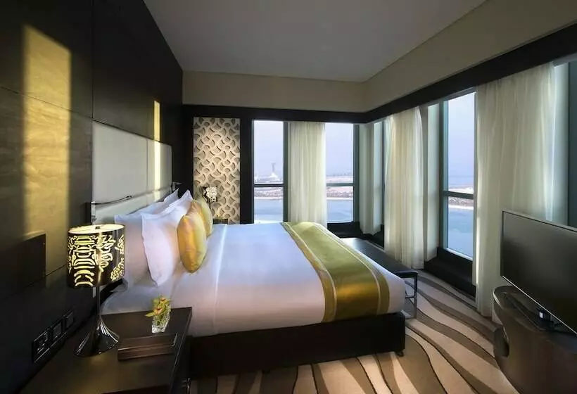 クラブスイート, Sofitel Abu Dhabi Corniche