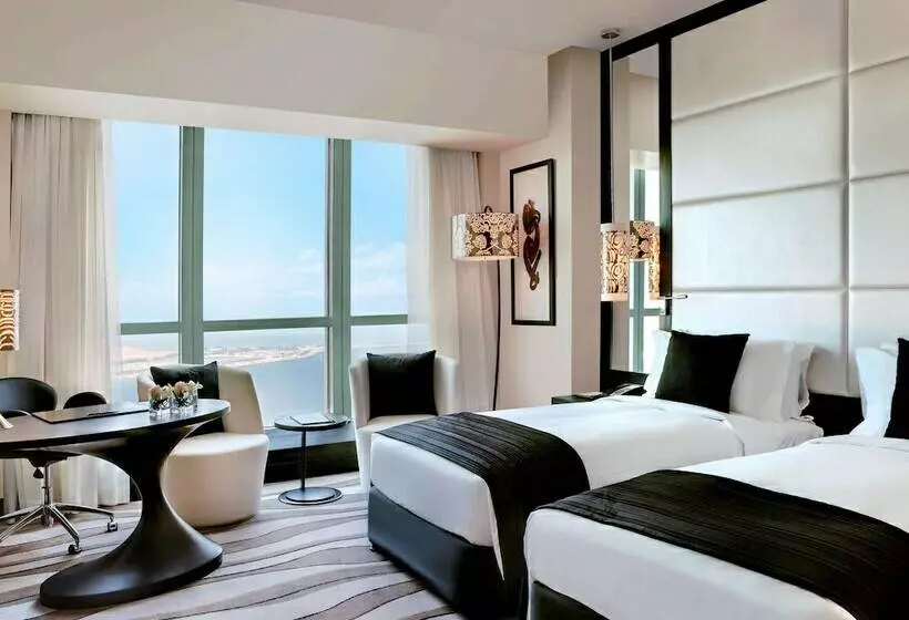 シティビューのスーペリアルーム, Sofitel Abu Dhabi Corniche
