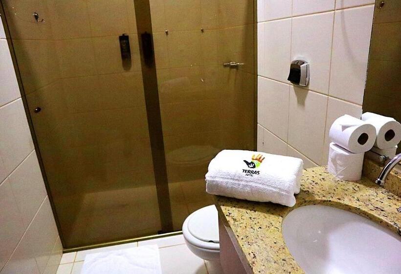 غرفة قياسية, Terras