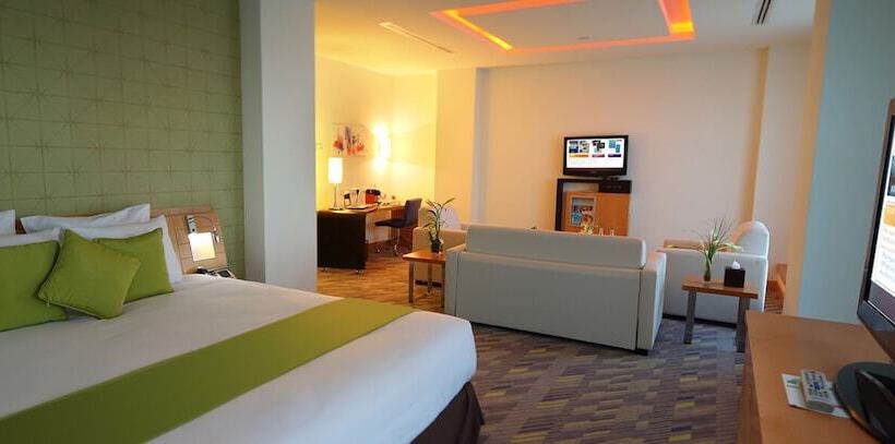 Люкс Superior, Novotel Dammam Business Park