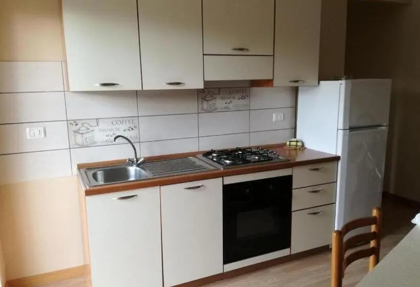 バルコニー付き１ベッドルームアパートメント, Bouganville Residence
