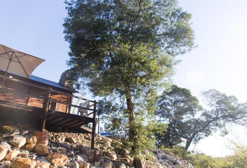 Семейный Номер Вид на Горы, White Bridge Farm Accommodation