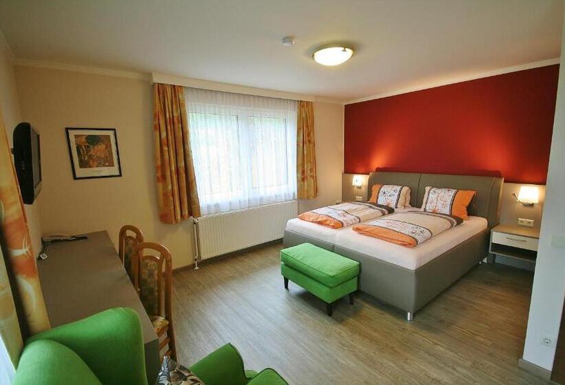 バルコニー付きスタンダードルーム, Pension Stöcklmühl