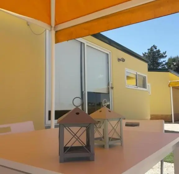 スタンダードバンガロー, Agriturismo L  Annunziata