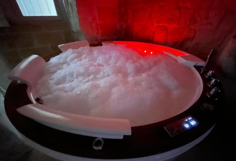 סוויטה עם ג'קוזי, Barbacana46 Guest House