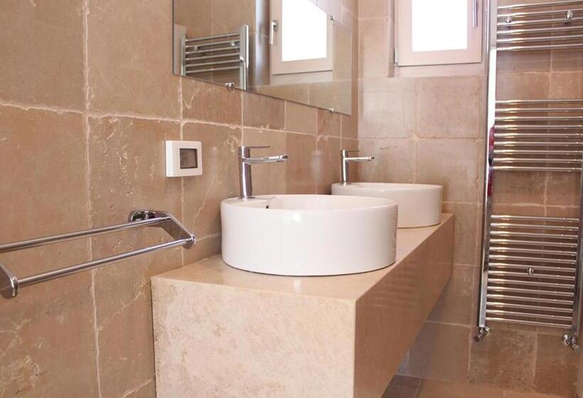 חדר דלוקס עם מרפסת, Barbacana46 Guest House