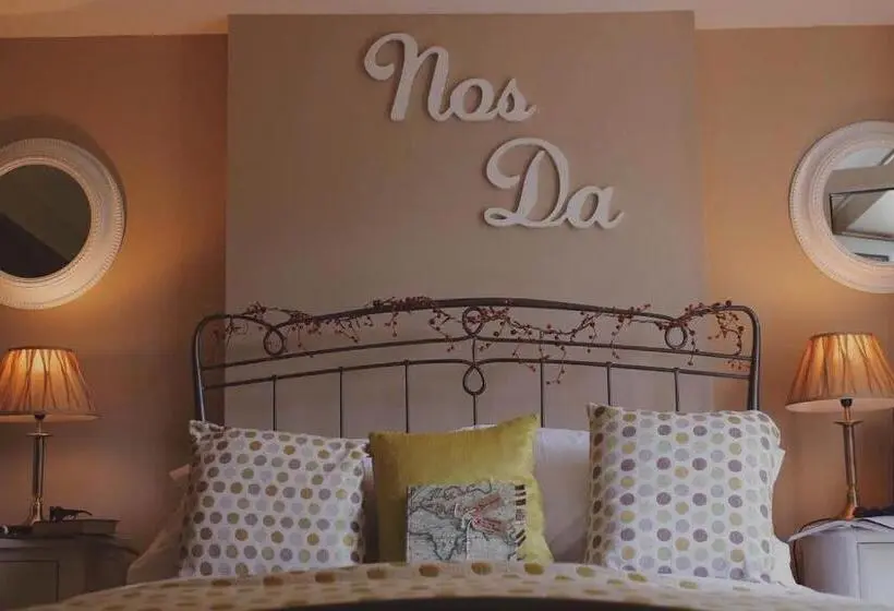 Deluxe-juniorsviitti, Glanmor Garden Apartment