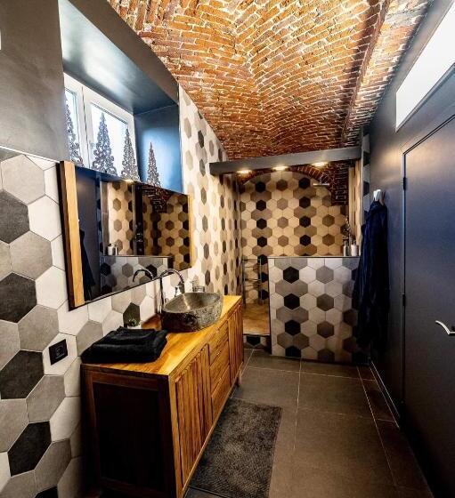 غرفة قياسية سرير كينج, La Belle étable