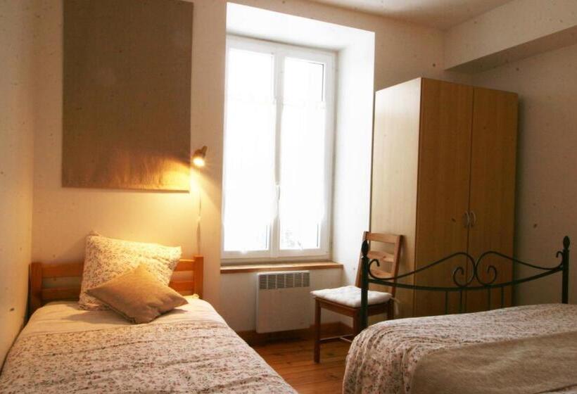 스탠다드 트리플 룸 가든 전망, Le Clos Auvergnat