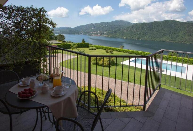 Suite with lake view, Calathea B&b