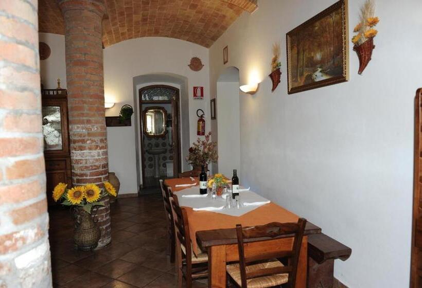 스탠다드 룸, La Fraschetta