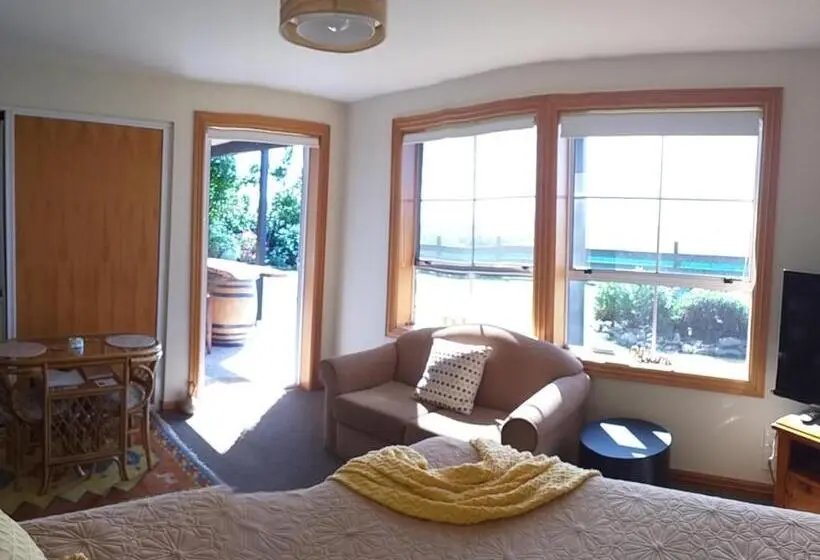 デラックスルーム, Rarangi Seaview On The Beach B&b