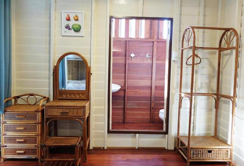 スリーベッドルーム　ヴィラ, อยู่แพ Paestay อุทัยธานี