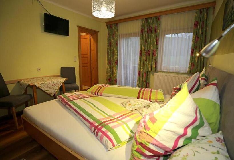 バルコニー付きスタンダードルーム, Haufhof Pension Am Bauernhof, Haus Im Ennstal Bei Schladming