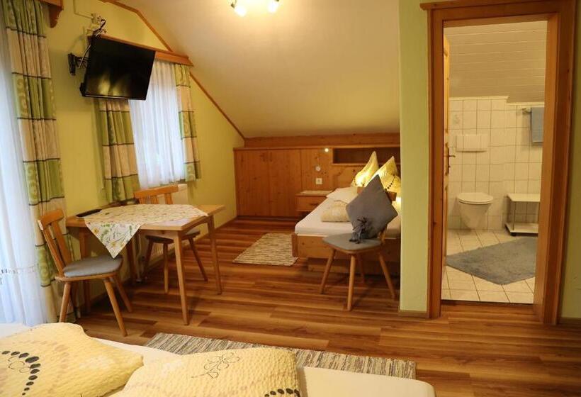 ファミリールーム, Haufhof Pension Am Bauernhof, Haus Im Ennstal Bei Schladming