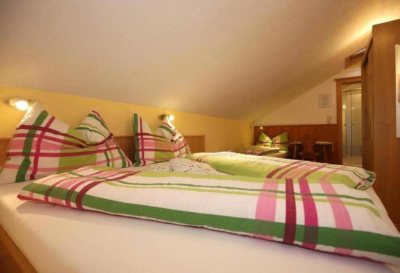 スタンダードトリプルルーム, Haufhof Pension Am Bauernhof, Haus Im Ennstal Bei Schladming