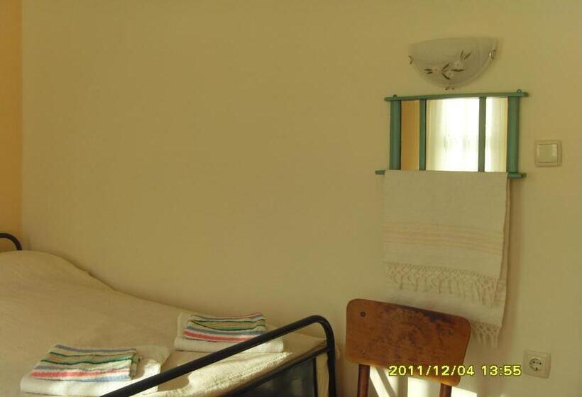 غرفة قياسية رباعية حمام مشترك, Guest House Vodolei