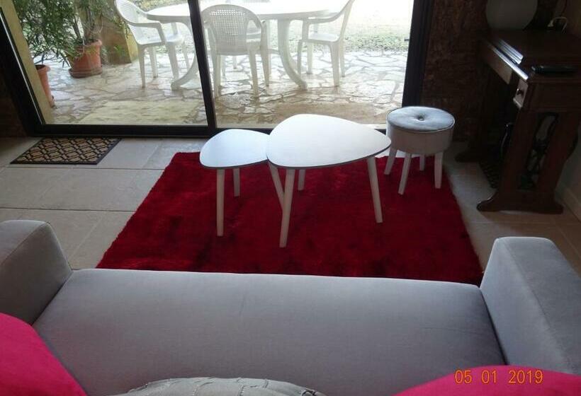 Monolocale Superiore, Le Tambourinet