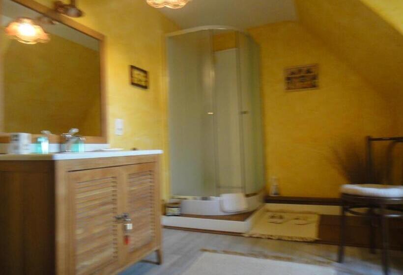 Suite, Le Tambourinet