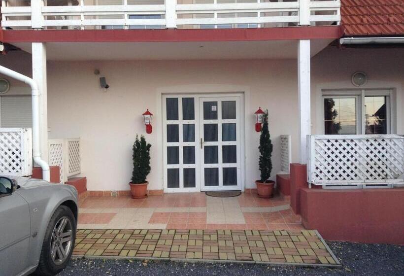 Семейный Номер, Pannon Panzió Restaurant