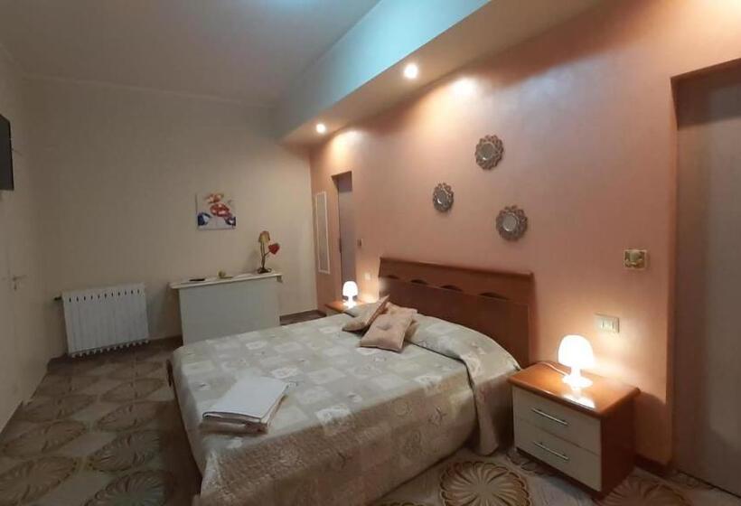 스위트 킹사이즈 침대, B&b Affittacamere La Dolce Mela