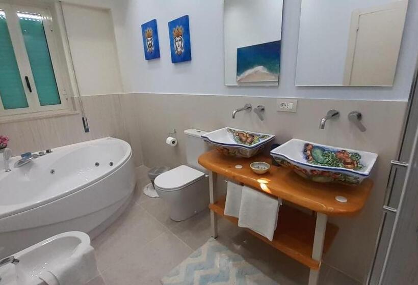 스위트 킹사이즈 침대, B&b Affittacamere La Dolce Mela