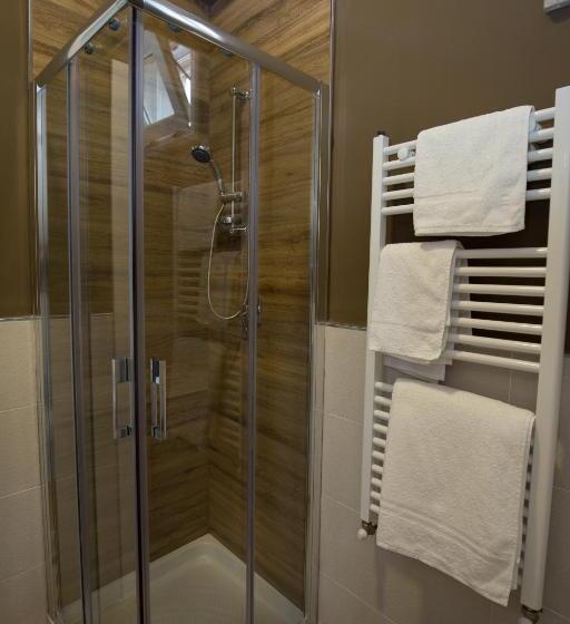 غرفة قياسية ثلاثية مزودة بشرفة, B&b Marco Polo 16