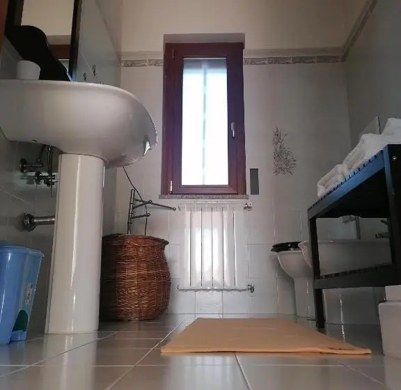 اتاق استاندارد با چشم‌انداز باغ, B&b Cilento Paestum