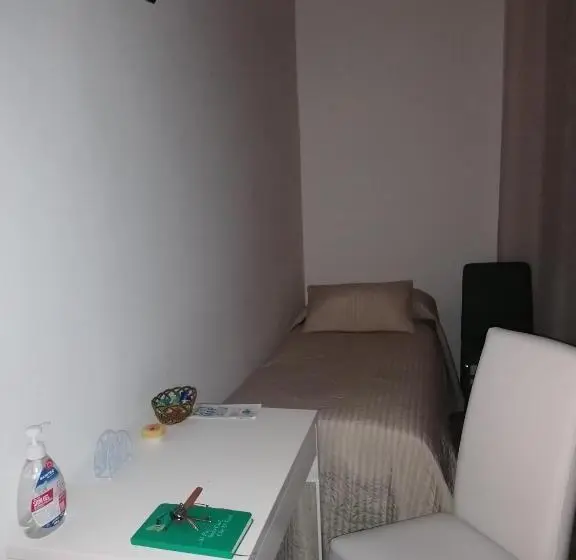 اتاق استاندارد با چشم‌انداز باغ, B&b Cilento Paestum
