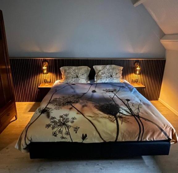 غرفة قياسية ثلاثية, B&b Hof T Sprakel