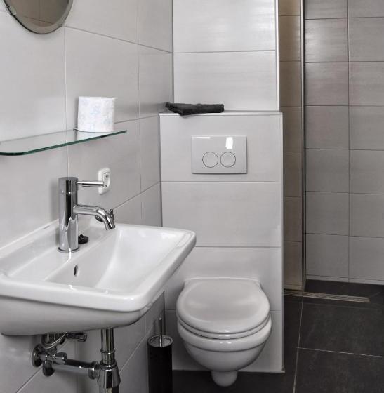 غرفة قياسية رباعية مطلة على الحديقة, B&b Hof T Sprakel