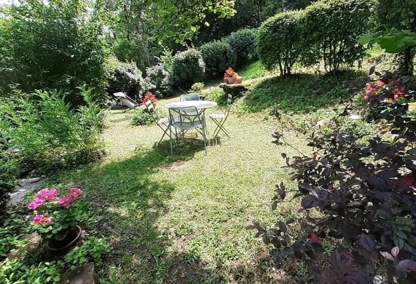 Апартаменты 1 Спальня с Террасой, Charme, Jardin Et Vue Panoramique En Plein Coeur De St Cirq